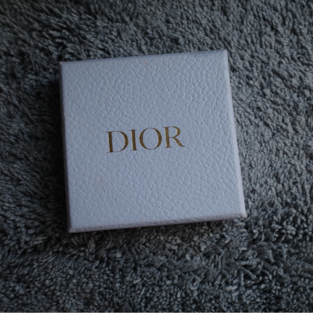Dior Earring - Picture 6 of 10